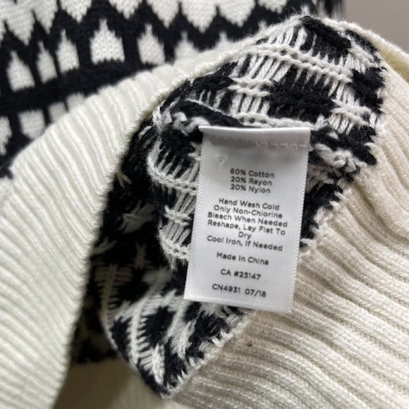 TALBOTS Womens Petite S Classic Geometric Button Neck Pullover Sweater Black - Picture 6 of 10